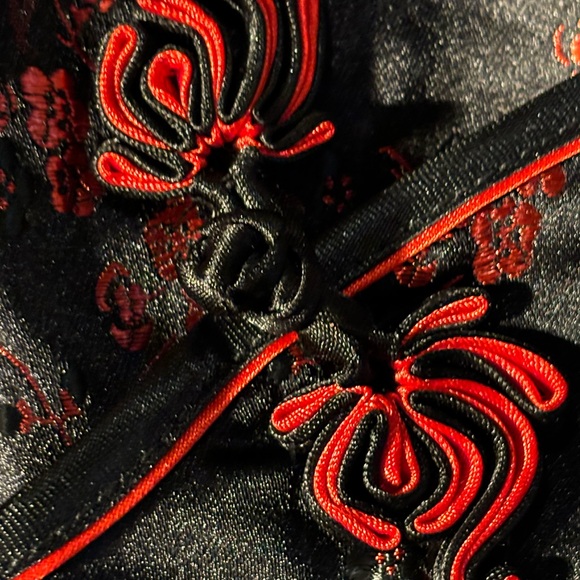 Shanghai green black and red Oriental top. XXXXL.fits like XL NWT ornate - Picture 12 of 12